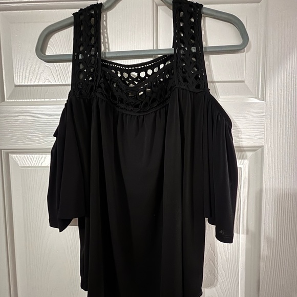 Cato Black Cold Shoulder Blouse - Picture 2 of 9